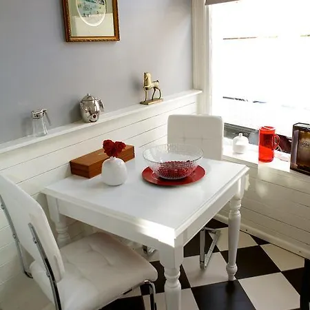 Bed & Breakfast Studio Haarlem